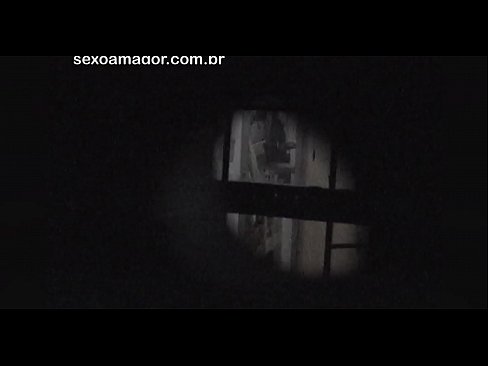 ❤️ Blondie tiġi filmata segretament minn voyeur tal-viċinat moħbi wara briks vojta ❤️ Porn sabiħ fil-porn mt.epicpornvideos-com.ru ☑